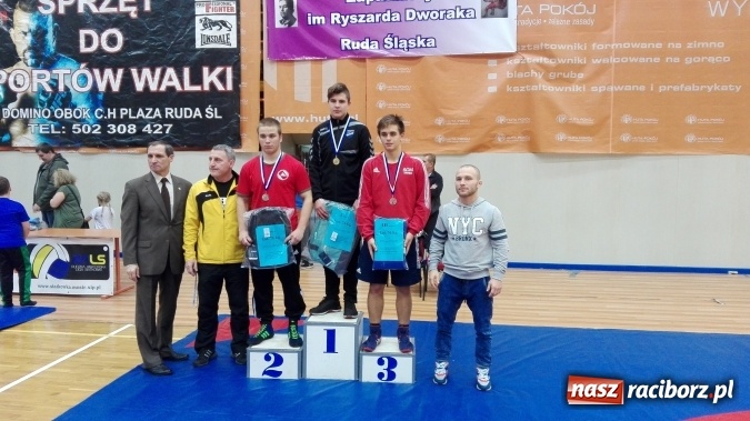 Zdjęcie w galerii na portalu naszraciborz.pl: Kamila Kasprów druga na Mistrzostwach Polski w zapasach  wiadomości z regionu