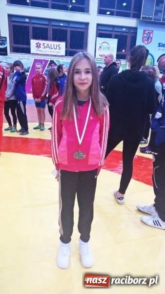 Zdjęcie w galerii na portalu naszraciborz.pl: Kamila Kasprów druga na Mistrzostwach Polski w zapasach  wiadomości z regionu