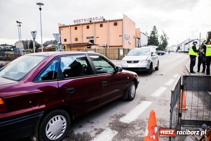 Zdjęcie w galerii na portalu naszraciborz.pl: Zderzenie samochodów w Krzyżanowicach wiadomości z regionu