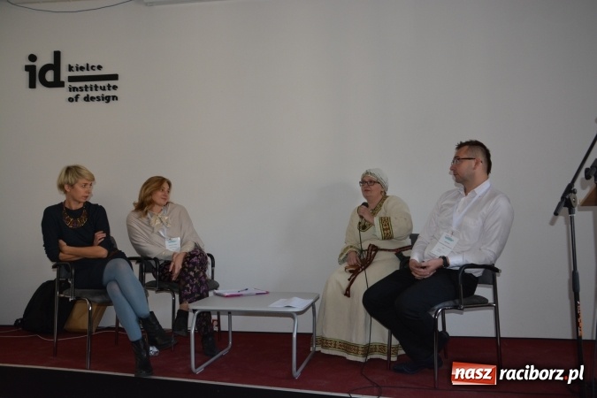 Zdjęcie w galerii na portalu naszraciborz.pl: Nauczycielka z SP 1 na kieleckiej konferencji Nowocześni edukatorzy - pasjonaci z wizją wiadomości z regionu