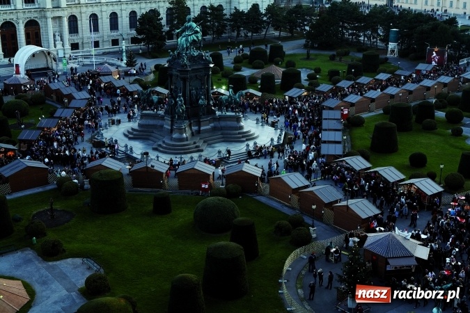 Zdjęcie w galerii na portalu naszraciborz.pl: Cesarski Wiedeń - zobacz najpiękniejszy Jarmark Bożonarodzeniowy wiadomości z regionu