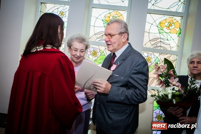 Zdjęcie w galerii na portalu naszraciborz.pl: Od pięćdziesięciu lat razem - złote gody w raciborskim urzędzie stanu cywilnego wiadomości z regionu