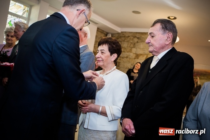 Zdjęcie w galerii na portalu naszraciborz.pl: Od pięćdziesięciu lat razem - złote gody w raciborskim urzędzie stanu cywilnego wiadomości z regionu