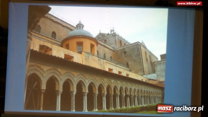 Zdjęcie w galerii na portalu naszraciborz.pl: Andrzej Śliwicki o Sycylii w bibliotece w Markowicach  wiadomości z regionu