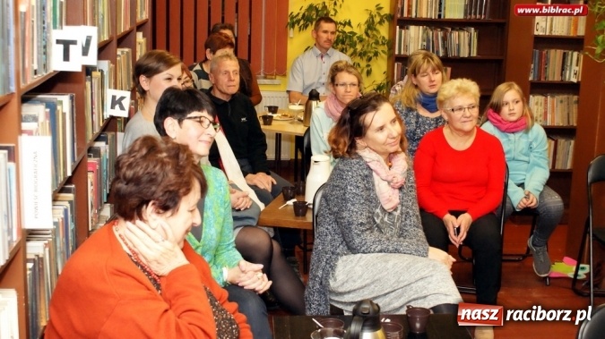 Zdjęcie w galerii na portalu naszraciborz.pl: Andrzej Śliwicki o Sycylii w bibliotece w Markowicach  wiadomości z regionu
