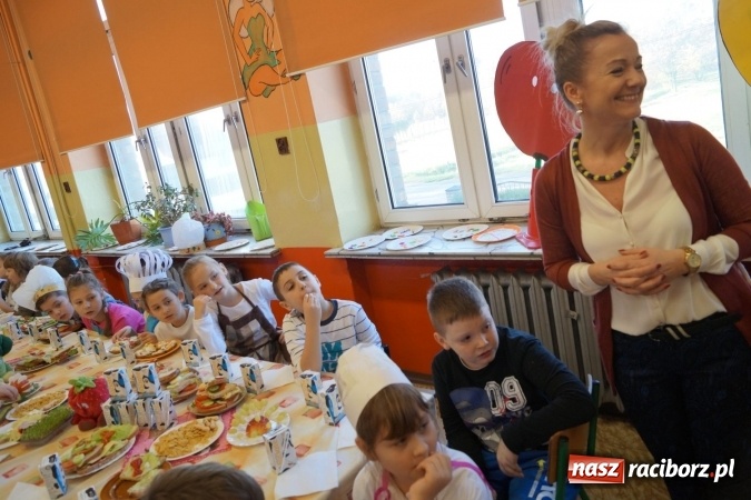 Zdjęcie w galerii na portalu naszraciborz.pl: Daje moc! Odkryli to w szkole w Nędzy wiadomości z regionu