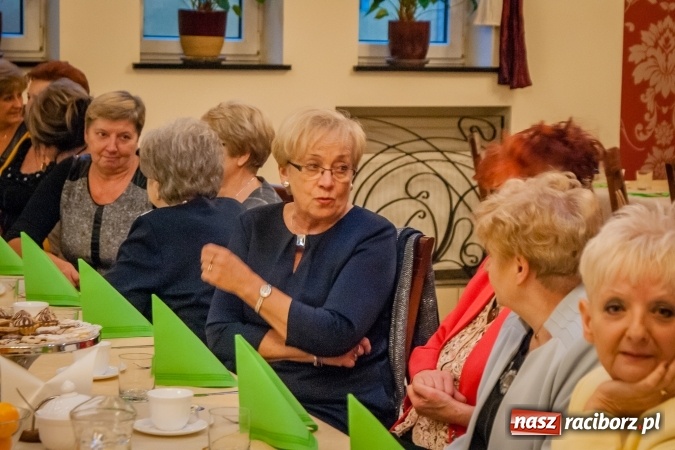 Zdjęcie w galerii na portalu naszraciborz.pl: Seniorzy z naszego miasta świętowali dziś w Raciborskiej wiadomości z regionu