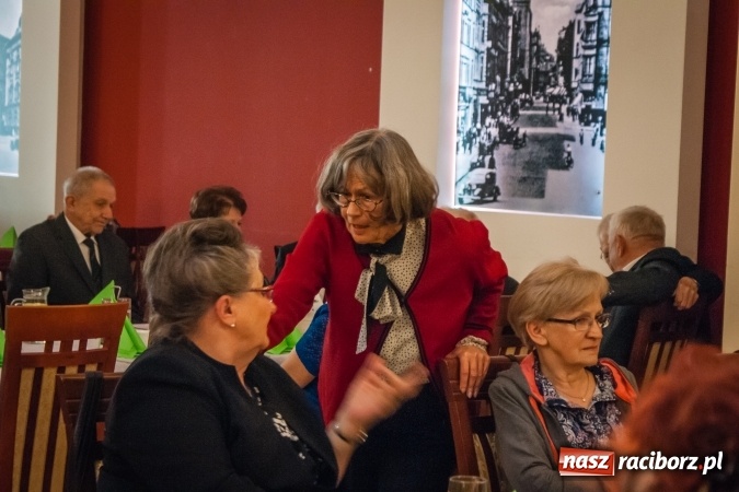 Zdjęcie w galerii na portalu naszraciborz.pl: Seniorzy z naszego miasta świętowali dziś w Raciborskiej wiadomości z regionu