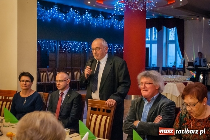 Zdjęcie w galerii na portalu naszraciborz.pl: Seniorzy z naszego miasta świętowali dziś w Raciborskiej wiadomości z regionu