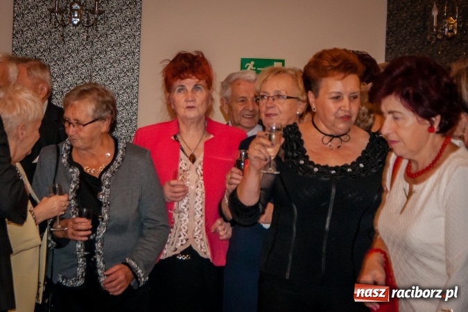 Zdjęcie w galerii na portalu naszraciborz.pl: Seniorzy z naszego miasta świętowali dziś w Raciborskiej wiadomości z regionu