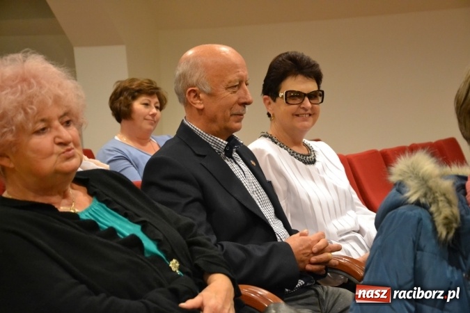 Zdjęcie w galerii na portalu naszraciborz.pl: W zwierciadle satyry - promocja książki Zbigniewa Woźniaka na Zamku Piastowskim wiadomości z regionu