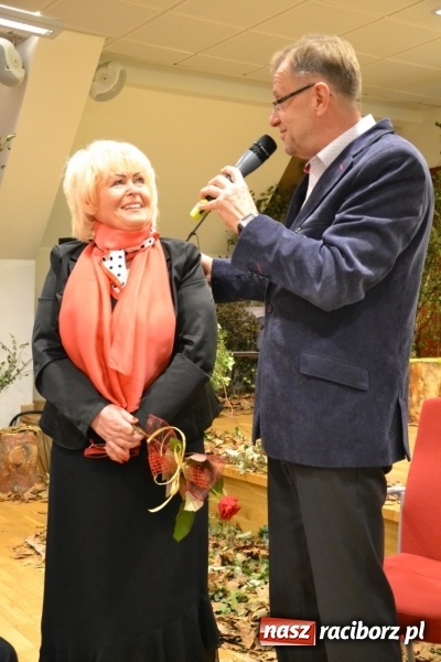 Zdjęcie w galerii na portalu naszraciborz.pl: W zwierciadle satyry - promocja książki Zbigniewa Woźniaka na Zamku Piastowskim wiadomości z regionu