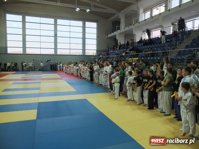 Zdjęcie w galerii na portalu naszraciborz.pl: Łamatorzy przywieźli z Katowic worek medali  wiadomości z regionu