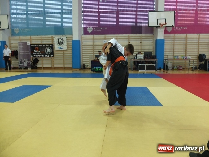 Zdjęcie w galerii na portalu naszraciborz.pl: Łamatorzy przywieźli z Katowic worek medali  wiadomości z regionu