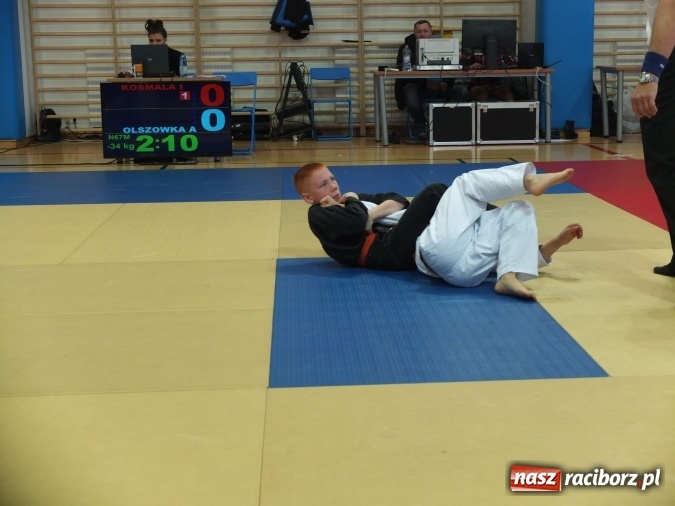 Zdjęcie w galerii na portalu naszraciborz.pl: Łamatorzy przywieźli z Katowic worek medali  wiadomości z regionu