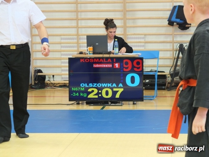 Zdjęcie w galerii na portalu naszraciborz.pl: Łamatorzy przywieźli z Katowic worek medali  wiadomości z regionu