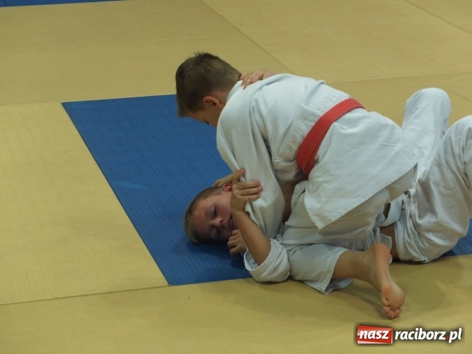 Zdjęcie w galerii na portalu naszraciborz.pl: Łamatorzy przywieźli z Katowic worek medali  wiadomości z regionu