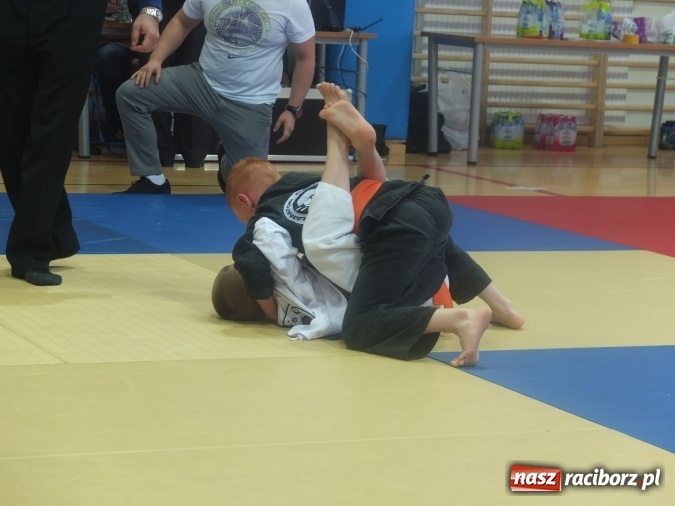 Zdjęcie w galerii na portalu naszraciborz.pl: Łamatorzy przywieźli z Katowic worek medali  wiadomości z regionu