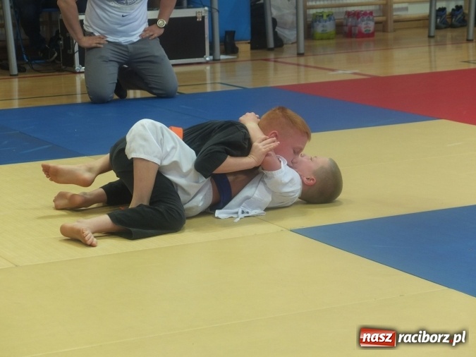 Zdjęcie w galerii na portalu naszraciborz.pl: Łamatorzy przywieźli z Katowic worek medali  wiadomości z regionu