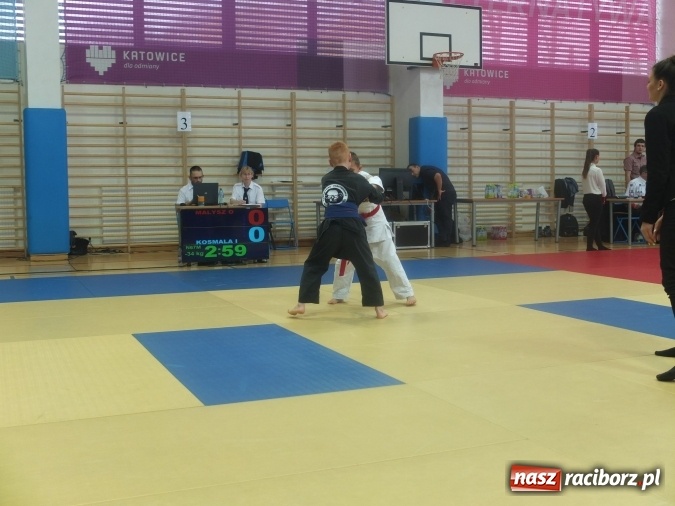 Zdjęcie w galerii na portalu naszraciborz.pl: Łamatorzy przywieźli z Katowic worek medali  wiadomości z regionu