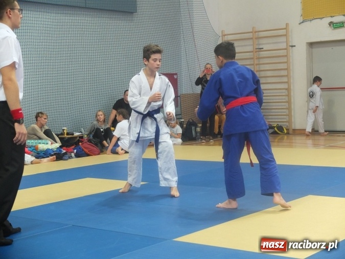 Zdjęcie w galerii na portalu naszraciborz.pl: Łamatorzy przywieźli z Katowic worek medali  wiadomości z regionu