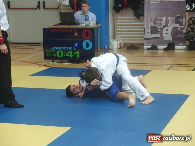 Zdjęcie w galerii na portalu naszraciborz.pl: Łamatorzy przywieźli z Katowic worek medali  wiadomości z regionu