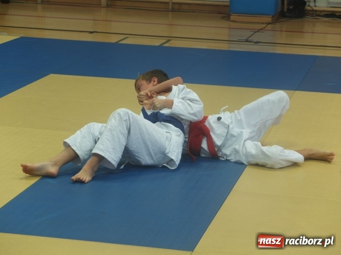 Zdjęcie w galerii na portalu naszraciborz.pl: Łamatorzy przywieźli z Katowic worek medali  wiadomości z regionu