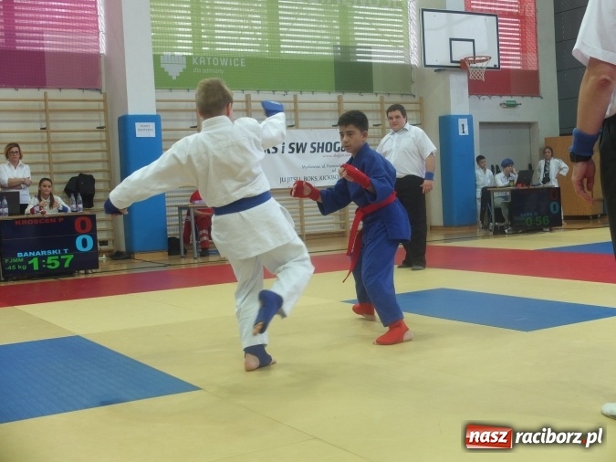 Zdjęcie w galerii na portalu naszraciborz.pl: Łamatorzy przywieźli z Katowic worek medali  wiadomości z regionu