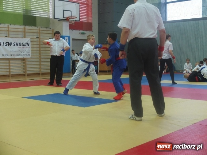 Zdjęcie w galerii na portalu naszraciborz.pl: Łamatorzy przywieźli z Katowic worek medali  wiadomości z regionu