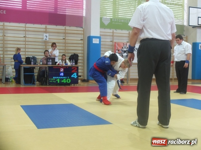 Zdjęcie w galerii na portalu naszraciborz.pl: Łamatorzy przywieźli z Katowic worek medali  wiadomości z regionu