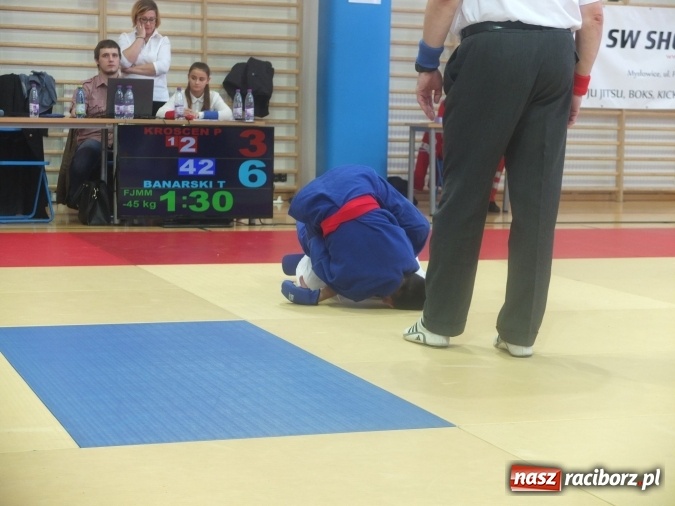 Zdjęcie w galerii na portalu naszraciborz.pl: Łamatorzy przywieźli z Katowic worek medali  wiadomości z regionu