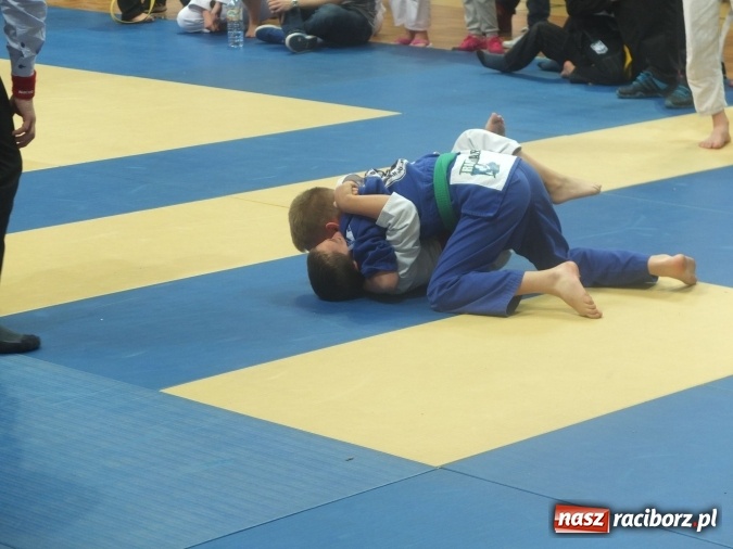 Zdjęcie w galerii na portalu naszraciborz.pl: Łamatorzy przywieźli z Katowic worek medali  wiadomości z regionu