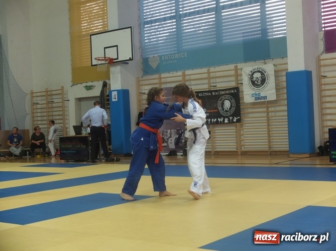 Zdjęcie w galerii na portalu naszraciborz.pl: Łamatorzy przywieźli z Katowic worek medali  wiadomości z regionu