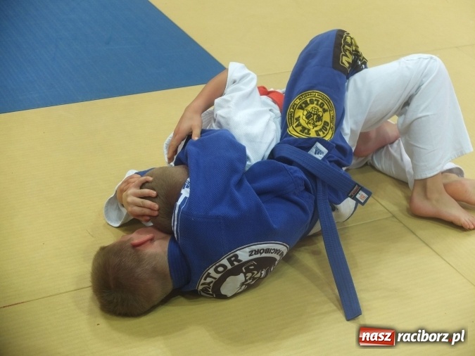 Zdjęcie w galerii na portalu naszraciborz.pl: Łamatorzy przywieźli z Katowic worek medali  wiadomości z regionu