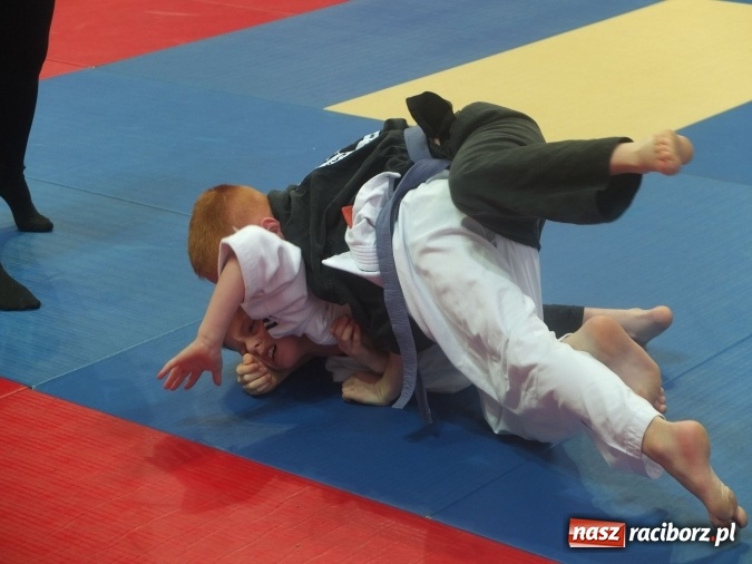 Zdjęcie w galerii na portalu naszraciborz.pl: Łamatorzy przywieźli z Katowic worek medali  wiadomości z regionu