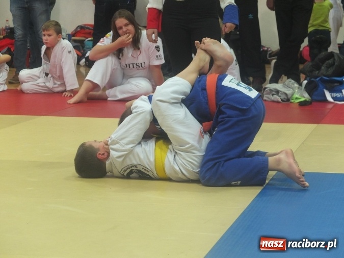 Zdjęcie w galerii na portalu naszraciborz.pl: Łamatorzy przywieźli z Katowic worek medali  wiadomości z regionu