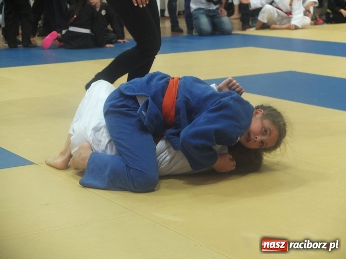 Zdjęcie w galerii na portalu naszraciborz.pl: Łamatorzy przywieźli z Katowic worek medali  wiadomości z regionu