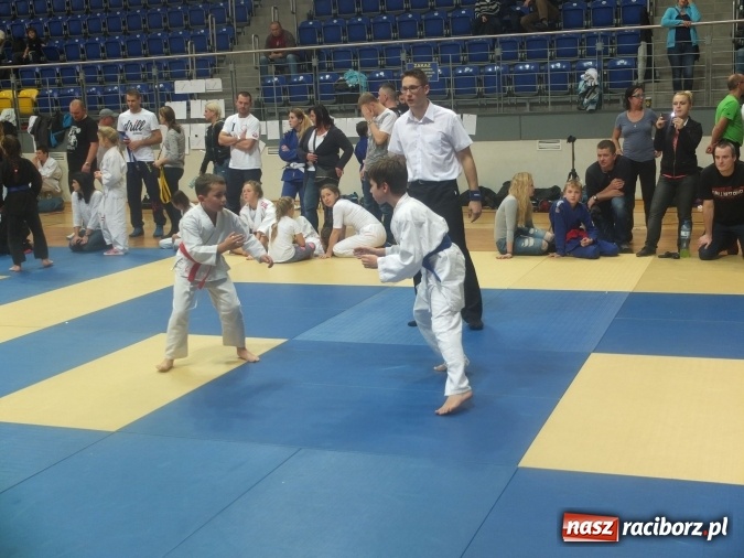 Zdjęcie w galerii na portalu naszraciborz.pl: Łamatorzy przywieźli z Katowic worek medali  wiadomości z regionu