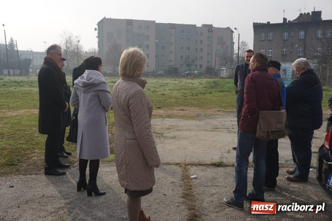 Zdjęcie w galerii na portalu naszraciborz.pl: Przy ulicy Przejazdowej ruszyła budowa nowych mieszkań Raciborskiego Towarzystwa Budownictwa Społecznego wiadomości z regionu
