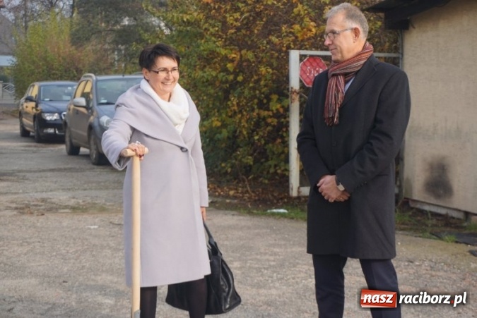 Zdjęcie w galerii na portalu naszraciborz.pl: Przy ulicy Przejazdowej ruszyła budowa nowych mieszkań Raciborskiego Towarzystwa Budownictwa Społecznego wiadomości z regionu