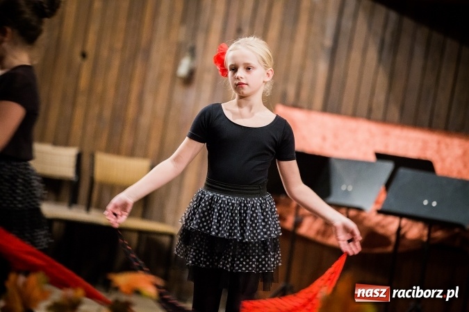 Zdjęcie w galerii na portalu naszraciborz.pl: Koncert Muzyki Polskiej w szkole muzycznej wiadomości z regionu