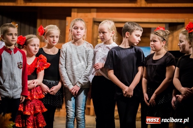 Zdjęcie w galerii na portalu naszraciborz.pl: Koncert Muzyki Polskiej w szkole muzycznej wiadomości z regionu