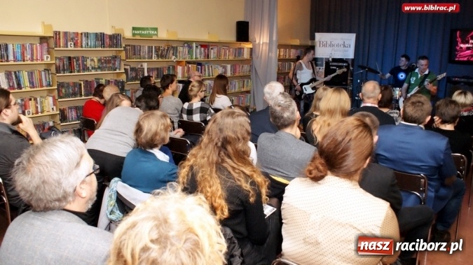 Zdjęcie w galerii na portalu naszraciborz.pl: Rekordowy Racib&oacute;rz prozą zaczarowany - rozstrzygniecie konkursu i koncert zespołu DREAM wiadomości z regionu