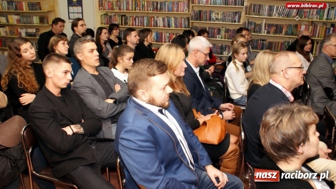 Zdjęcie w galerii na portalu naszraciborz.pl: Rekordowy Racib&oacute;rz prozą zaczarowany - rozstrzygniecie konkursu i koncert zespołu DREAM wiadomości z regionu
