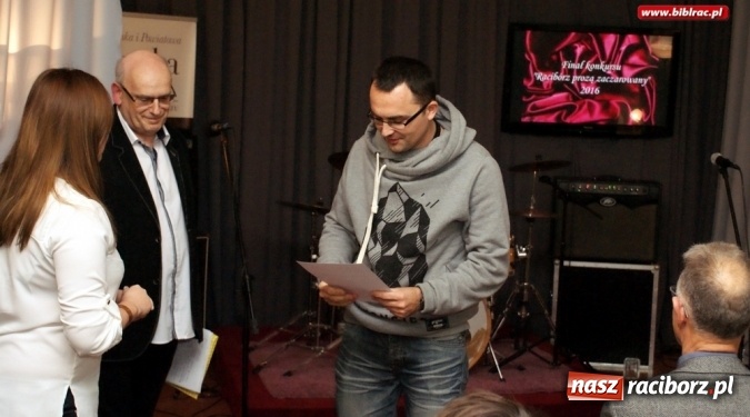 Zdjęcie w galerii na portalu naszraciborz.pl: Rekordowy Racib&oacute;rz prozą zaczarowany - rozstrzygniecie konkursu i koncert zespołu DREAM wiadomości z regionu