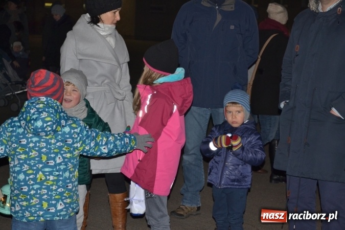 Zdjęcie w galerii na portalu naszraciborz.pl: Święty Marcin na dziedzińcu Starego Opactwa w Rudach  wiadomości z regionu