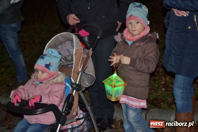 Zdjęcie w galerii na portalu naszraciborz.pl: Święty Marcin na dziedzińcu Starego Opactwa w Rudach  wiadomości z regionu