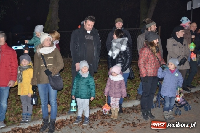 Zdjęcie w galerii na portalu naszraciborz.pl: Święty Marcin na dziedzińcu Starego Opactwa w Rudach  wiadomości z regionu