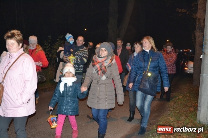 Zdjęcie w galerii na portalu naszraciborz.pl: Święty Marcin na dziedzińcu Starego Opactwa w Rudach  wiadomości z regionu