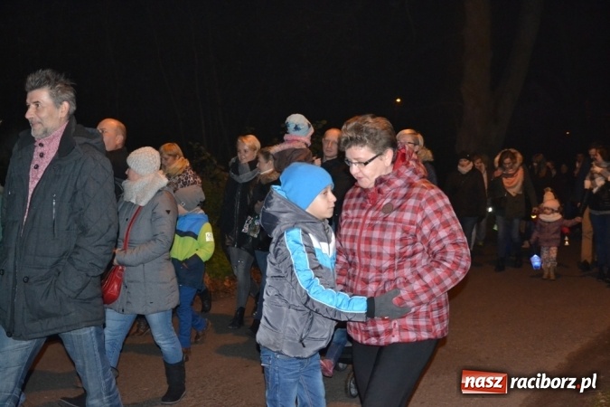 Zdjęcie w galerii na portalu naszraciborz.pl: Święty Marcin na dziedzińcu Starego Opactwa w Rudach  wiadomości z regionu
